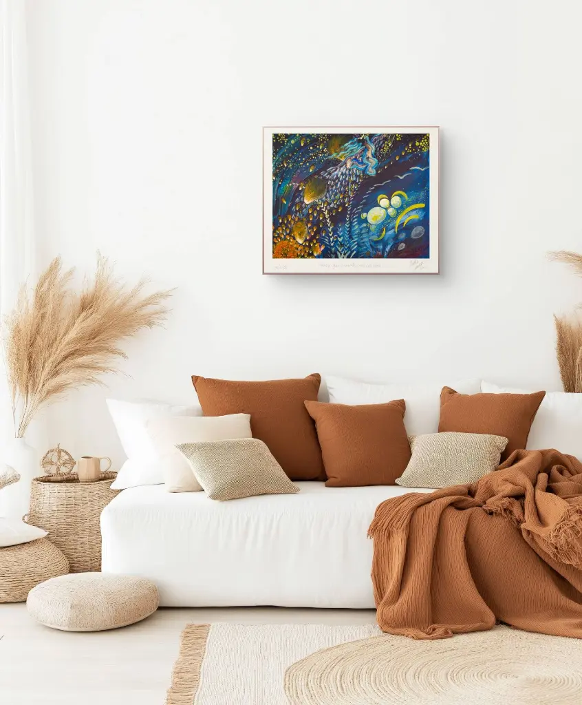 Femme qui s'envole Vers ses rêves - Vibrante Sauvage - Peinture Energétique - Fond Canapé salon caramel.webp